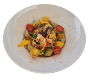 Pornic restaurant bord de mer - salade Tropico Café du Port